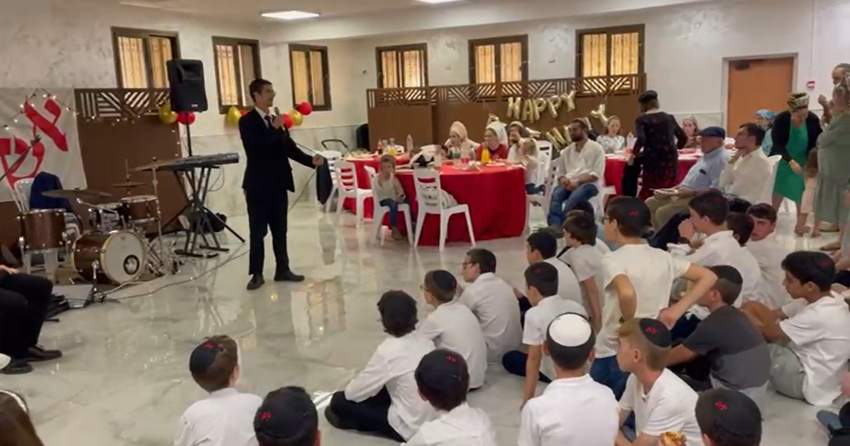 Kids watching the show